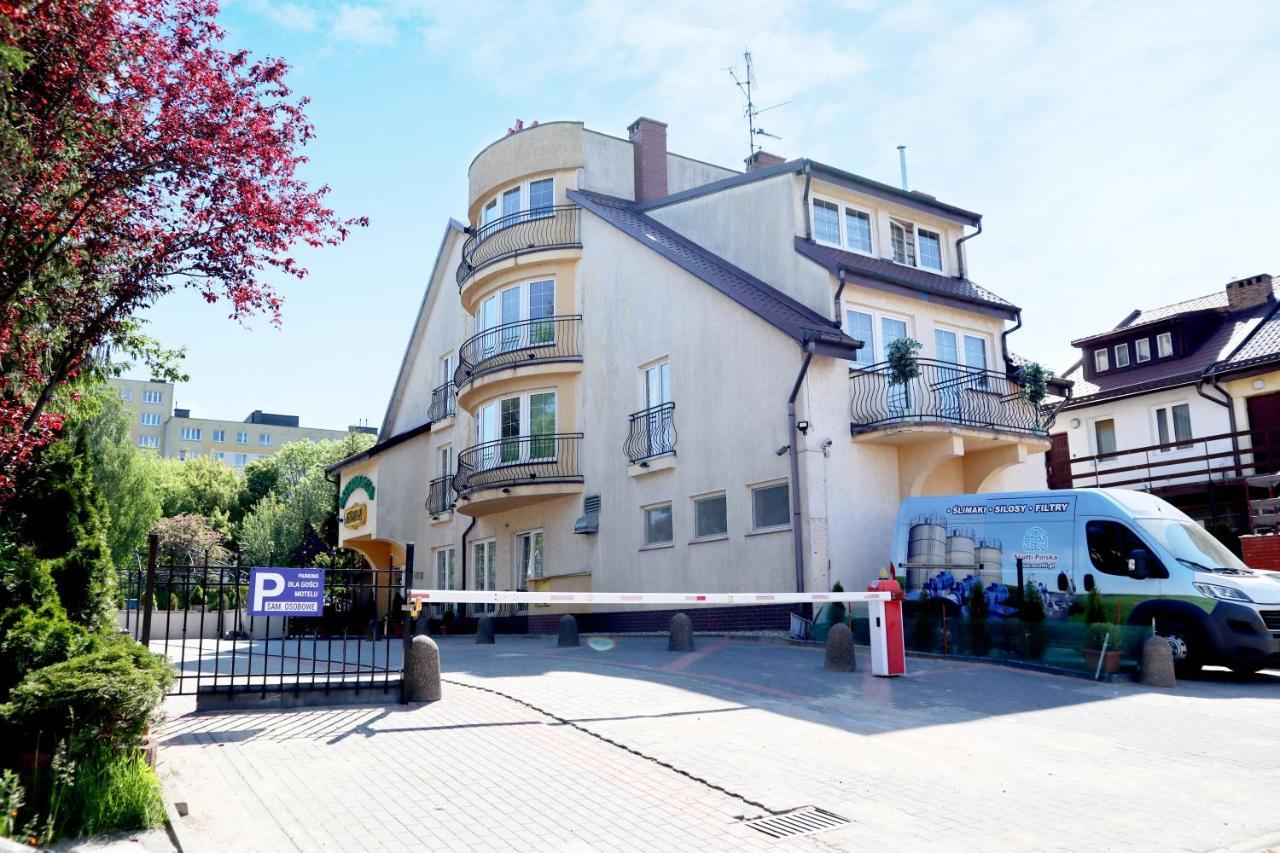 كوزتسالين Motel Arkadia المظهر الخارجي الصورة